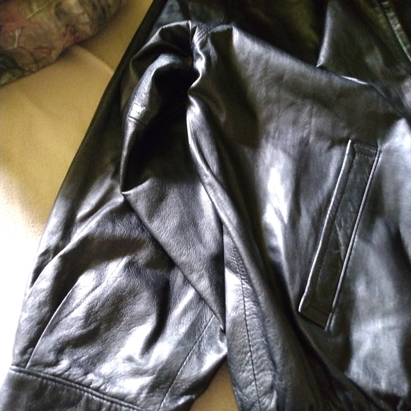 Stuart Hall leather jacket - Picture 4 of 5